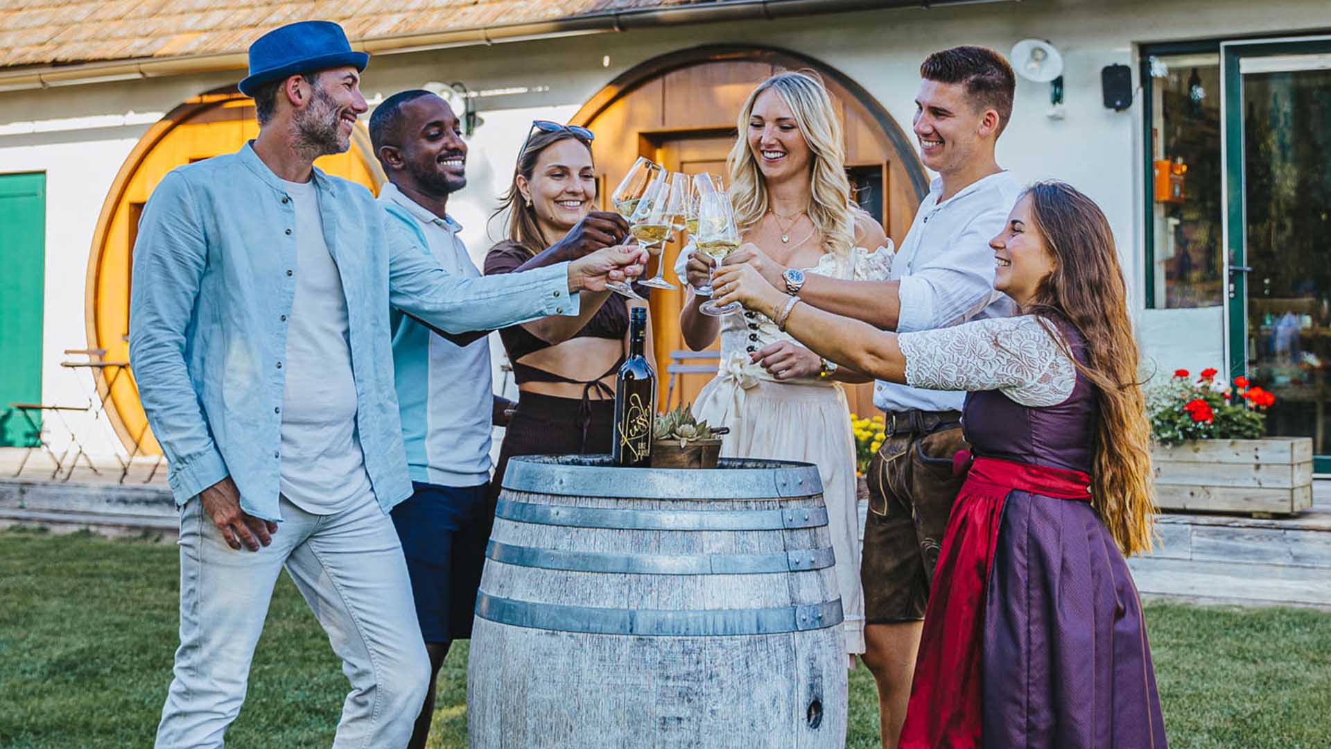 2 Tag(e) Urlaub mit Freunden im Weinfass mit Wellness Grub an der March inkl. Frühstück Unkategorisiert online kaufen