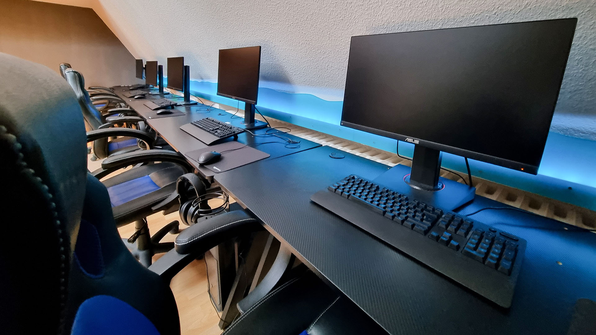 3 Tag(e) Gaming für 3 Braunschweig (48 Std.) Unkategorisiert online kaufen 3 Tag(e) Gaming für 3 Braunschweig (48 Std.) Unkategorisiert online kaufen