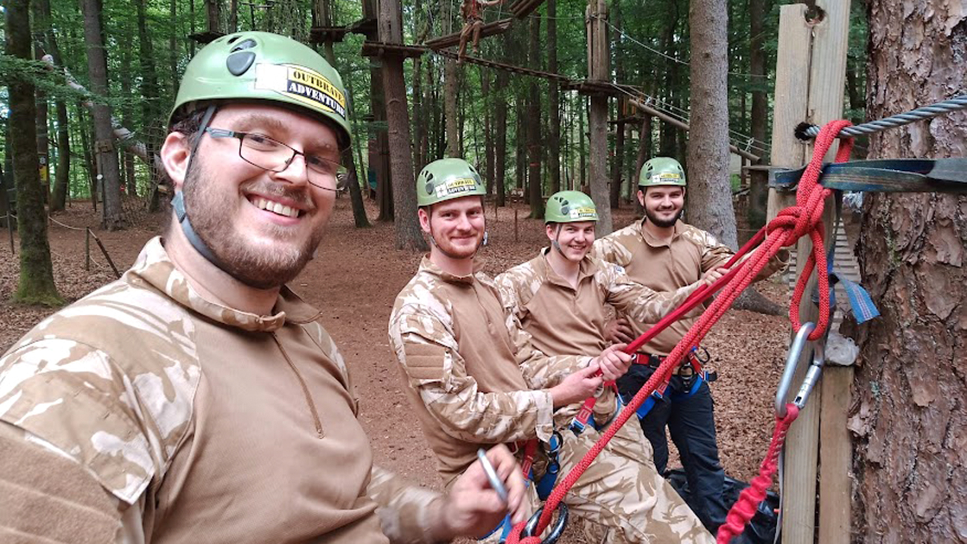 Drill Camp Bitche Unkategorisiert online kaufen