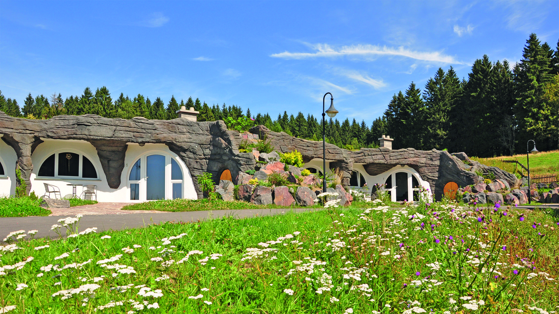 Übernachten im einzigartigen Erdhaus im Feriendorf Auenland für 2 (3 Nächte) in Eisfeld Unkategorisiert online kaufen Übernachten im einzigartigen Erdhaus im Feriendorf Auenland für 2 (3 Nächte) in Eisfeld Unkategorisiert online kaufen