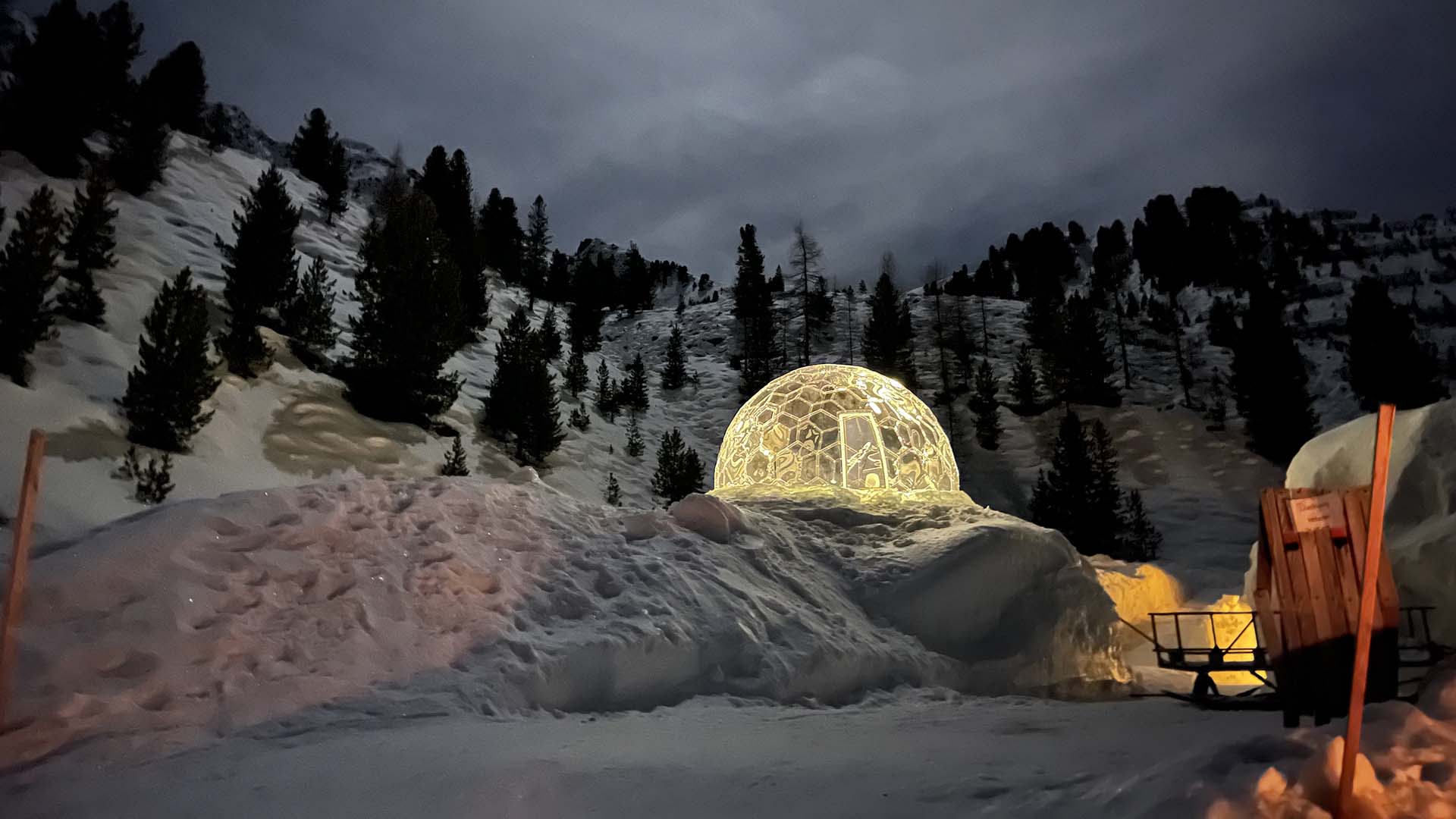 Übernachtung im Kristall Iglu Ötz für 2 (1 Nacht) inkl. Halbpension