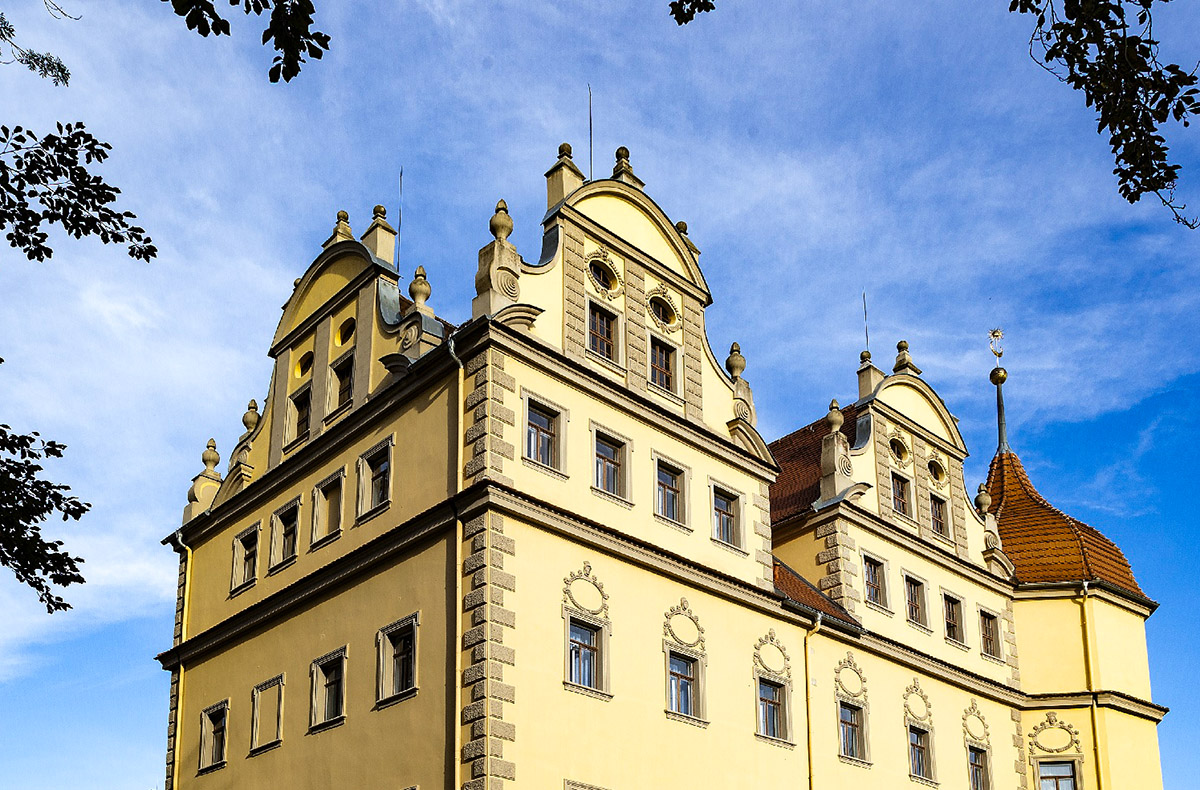 Urlaub mit Hund im Schloss für 2 (2 Nächte) inkl. Halbpension Unkategorisiert online kaufen