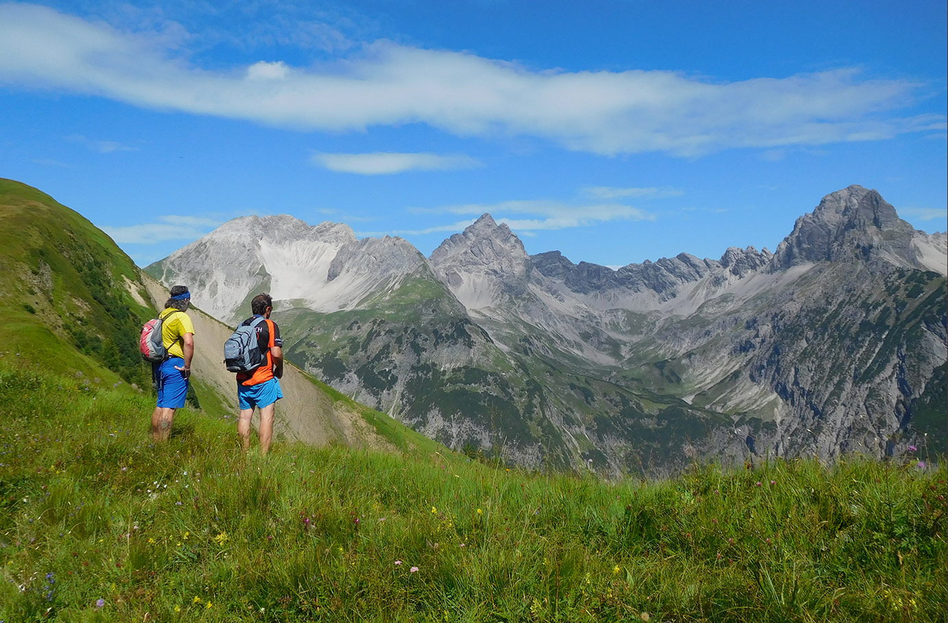 Wandertour mit Hüttenübernachtung im Außerfern in Reutte Unkategorisiert online kaufen