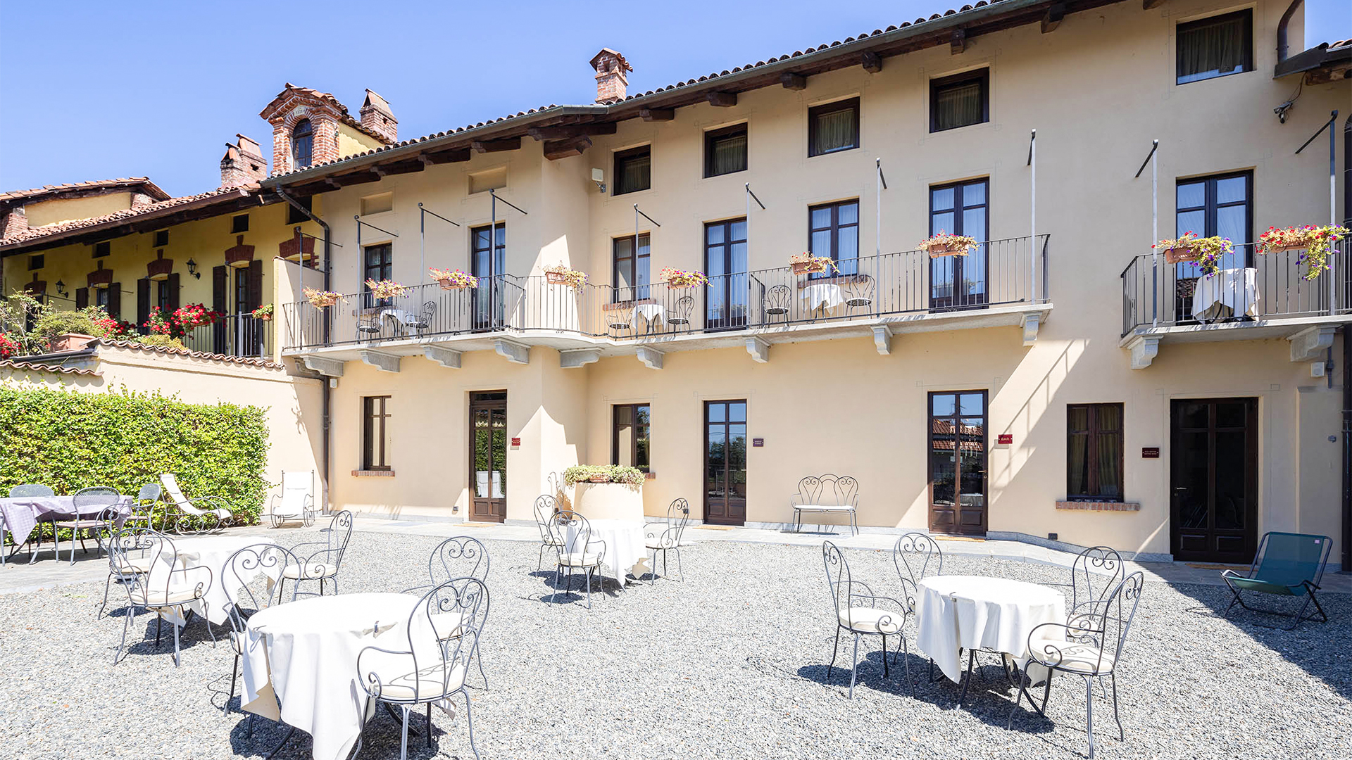 Zauberhafte Unterkünfte Piemont für 2 (1 Nacht) in San Francesco al Campo (TO) inkl. Frühstück Unkategorisiert online kaufen
